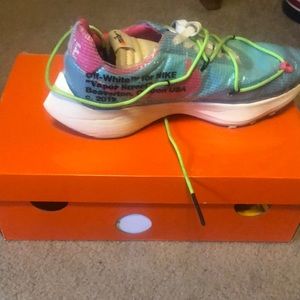 Off white vapor street